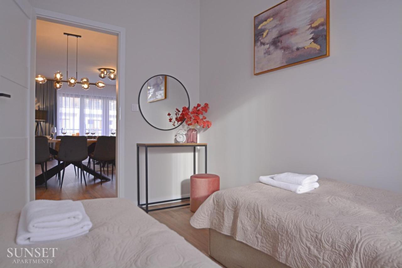 Platan - Sunset Apartments - Garaz Świnoujście Extérieur photo