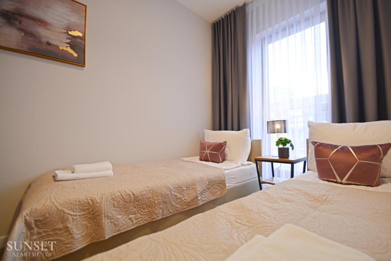 Platan - Sunset Apartments - Garaz Świnoujście Extérieur photo